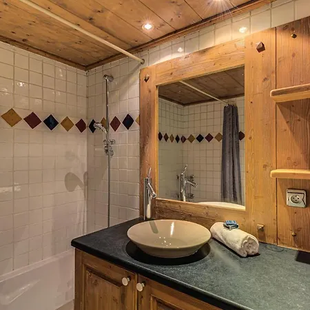 דירה Vallet 1, Alpes Travel, Old Town, Sleeps 6 שאמוני