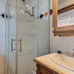 Lejlighed Vallet 1, Alpes Agency, Old Town, Sleeps 6