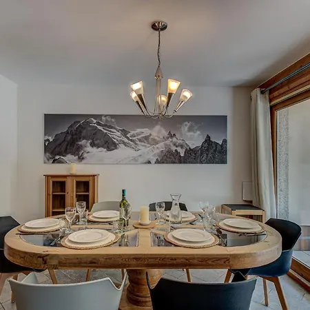 Appartement Vallet 1, Alpes Agency, Old Town, Sleeps 6 *