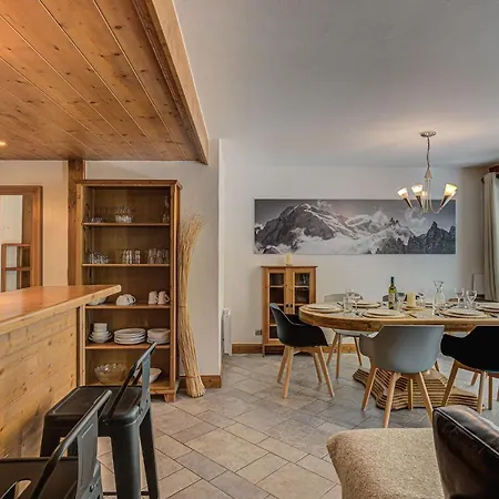 Vallet 1, Alpes Agency, Old Town, Sleeps 6 Appartement Chamonix