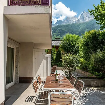 Vallet 1, Alpes Travel, Old Town, Sleeps 6 Appartamento *